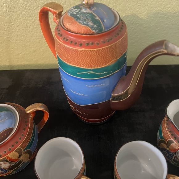 Vintage Japanese Porcelain Tea Set with Geisha Design - Picture 5 of 7